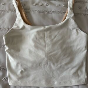 Active Cream Women's cropped top